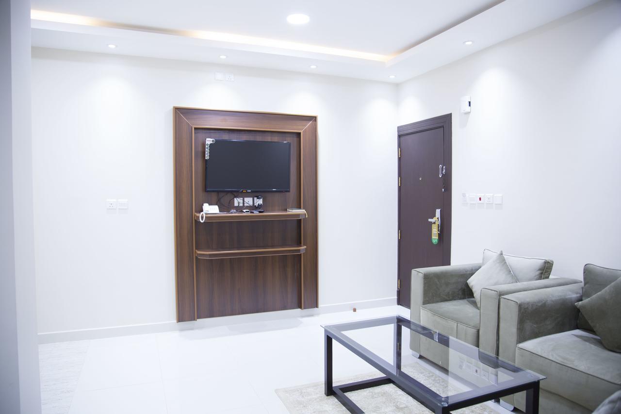 Alharir Hotel Apartments Hafar Al-Batin Bagian luar foto